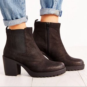 Vagabond Grace Platform